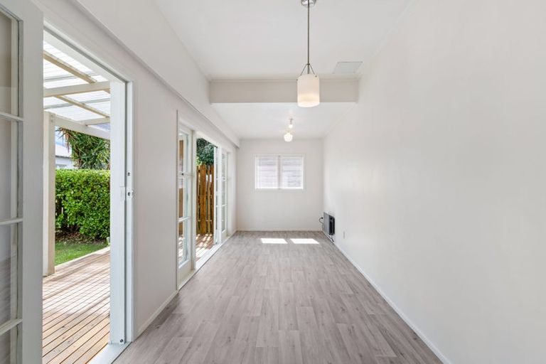 Photo of property in 22 Longfellow Street, Te Aroha, 3320