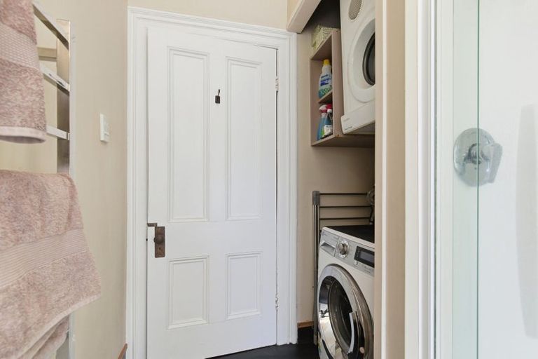 Photo of property in 500 Evans Bay Parade, Hataitai, Wellington, 6021