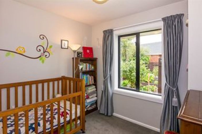 Photo of property in 2 Springbank Street, Bryndwr, Christchurch, 8053