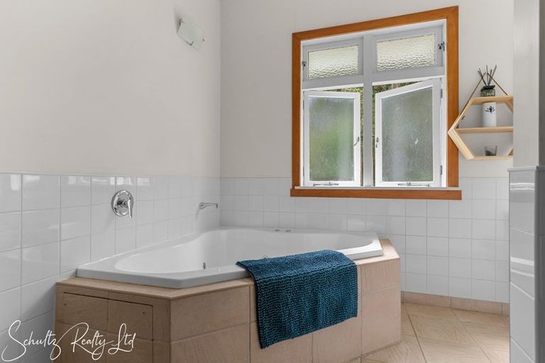 Photo of property in 356 Bull Road, Paparoa, Waiotira, 0193