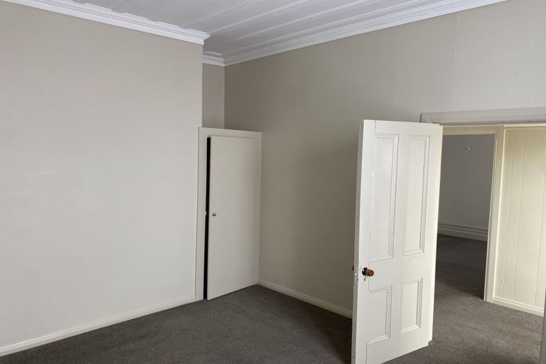 Photo of property in 220 Oxford Street, South Dunedin, Dunedin, 9012