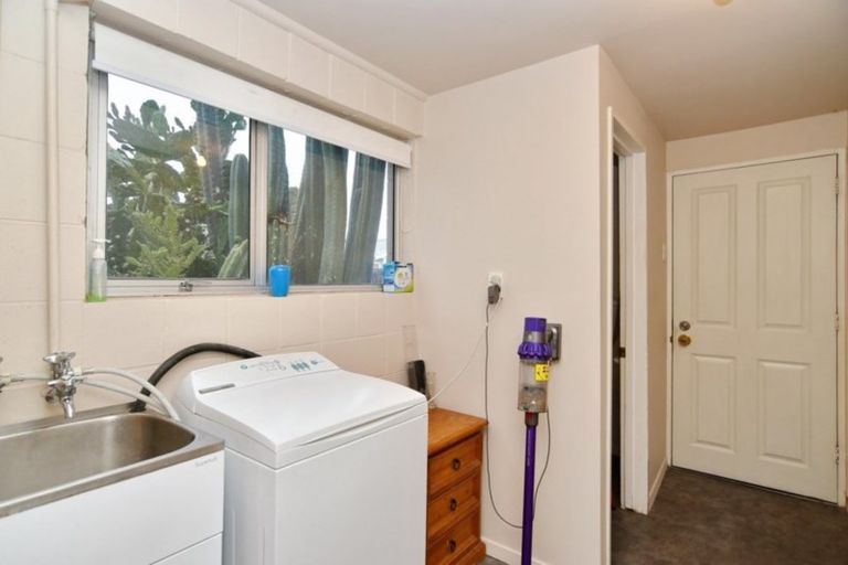 Photo of property in 3 Takapu Place, Bromley, Christchurch, 8062