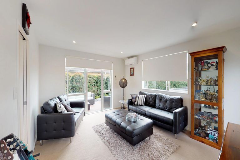 Photo of property in 24a Bunnythorpe Road, Papakura, 2110