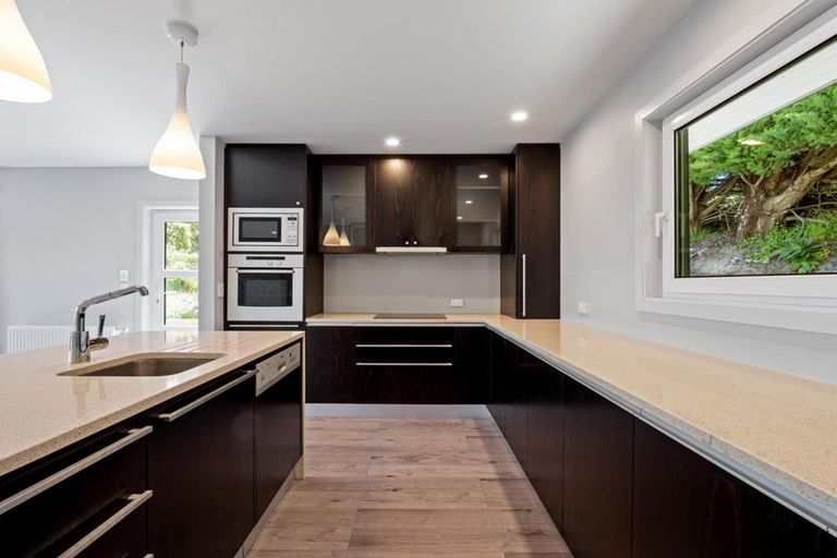 Photo of property in 160 Dyers Pass Road, Cashmere, Christchurch, 8022