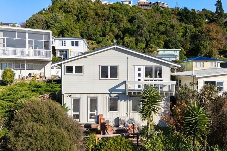 Photo of property in 42 Halifax Street, Kingston, Wellington, 6021