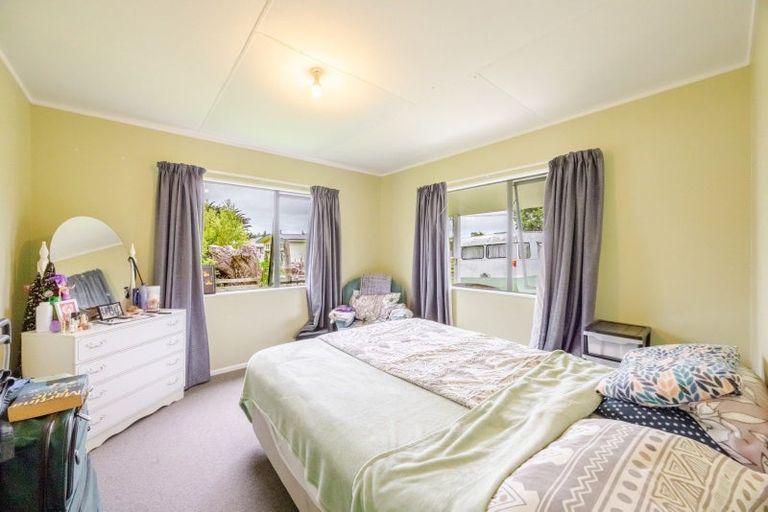 Photo of property in 19 Dundas Street, Porangahau, 4293