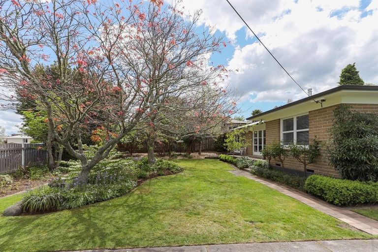 Photo of property in 24 Melrose Avenue, Owhata, Rotorua, 3010