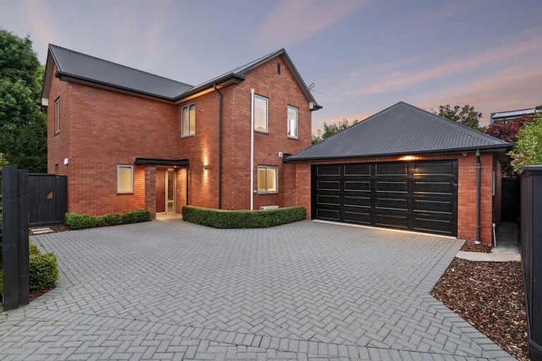 Photo of property in 107 Innes Road, St Albans, Christchurch, 8052