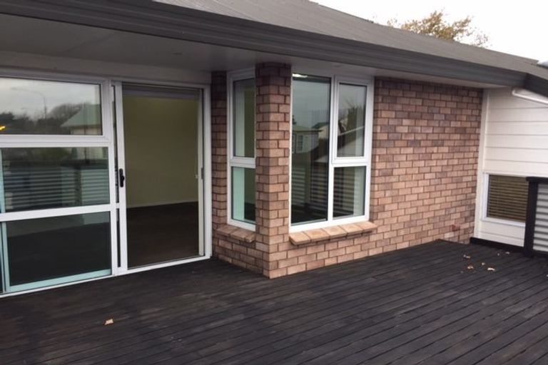 Photo of property in 8 Hoon Hay Road, Hoon Hay, Christchurch, 8025