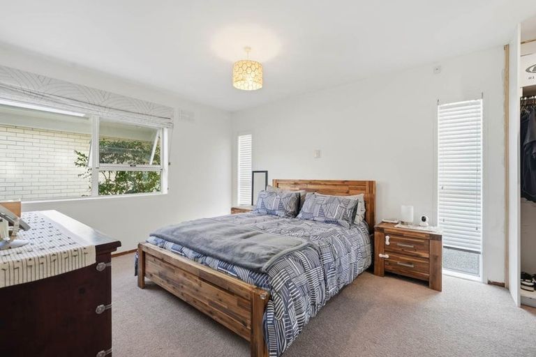 Photo of property in 6 Fratley Avenue, Farm Cove, Auckland, 2012