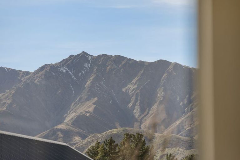 Photo of property in 10 Waddell Street, Lake Hawea, 9382