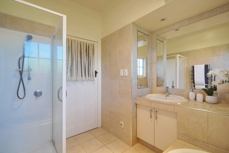 Photo of property in 10 Pascoe Avenue, Mairehau, Christchurch, 8013