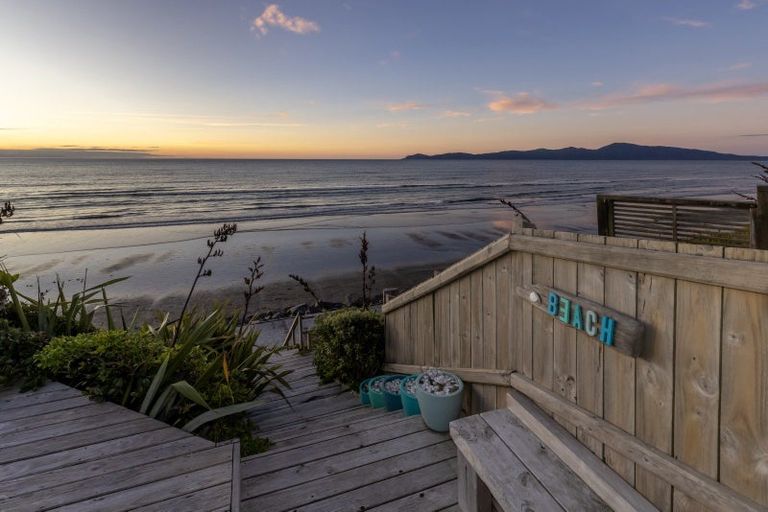 Photo of property in 80 The Esplanade, Raumati South, Paraparaumu, 5032