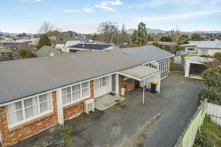 Photo of property in 2/11 Bryce Street, Cambridge, 3434