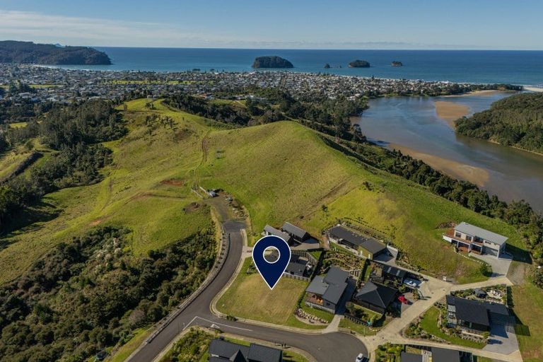 Photo of property in 140 Te Tutu Street, Whangamata, 3691