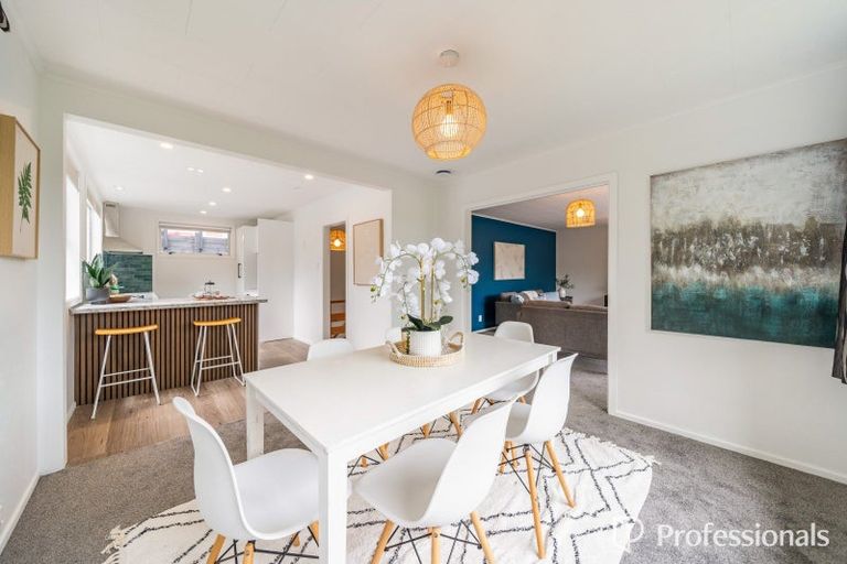 Photo of property in 86 Holborn Drive, Stokes Valley, Lower Hutt, 5019