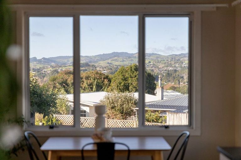 Photo of property in 2 Argyll Road, Greerton, Tauranga, 3112
