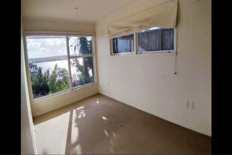 Photo of property in 2/198 Hurstmere Road, Takapuna, Auckland, 0622