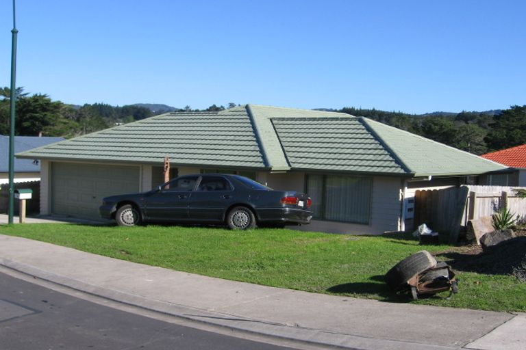 Photo of property in 76 View Ridge Drive, Ranui, Auckland, 0612