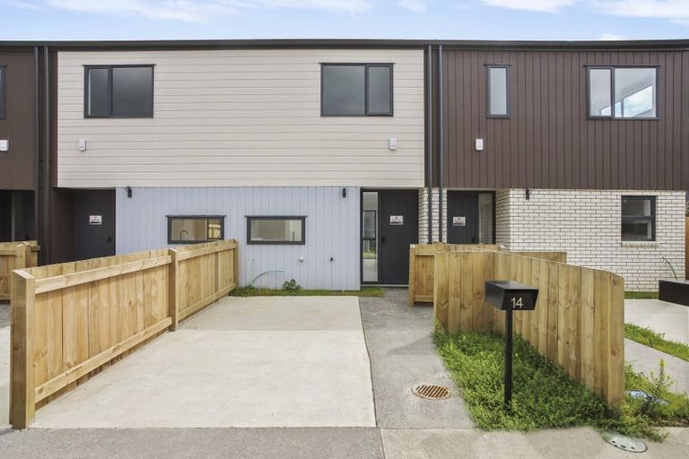 Photo of property in 14 Clay Works Lane, New Lynn, 0600