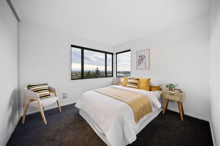 Photo of property in 15 Stronsay Lane, Hillsborough, Christchurch, 8022