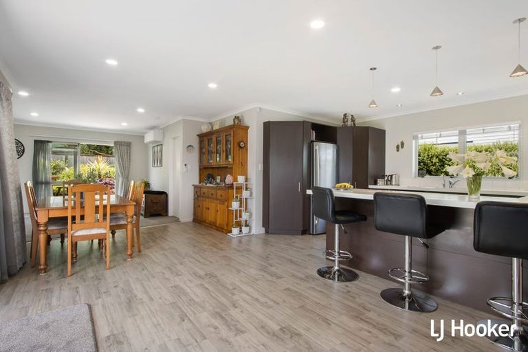 Photo of property in 14 Seafoam Place, Waihi Beach, 3611