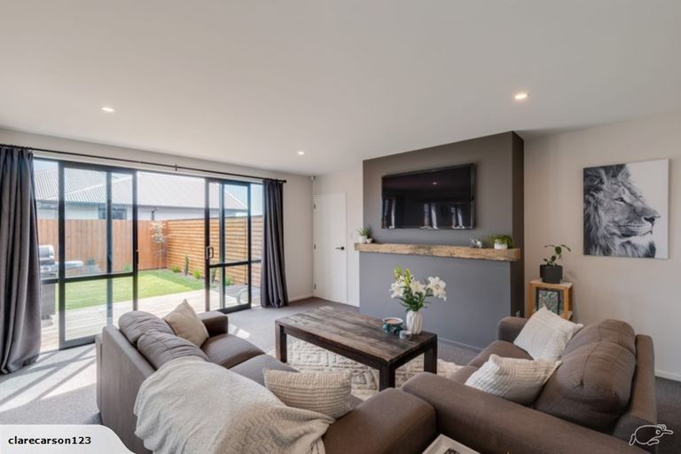 Photo of property in 14 Wandle Street, Marshland, Christchurch, 8083