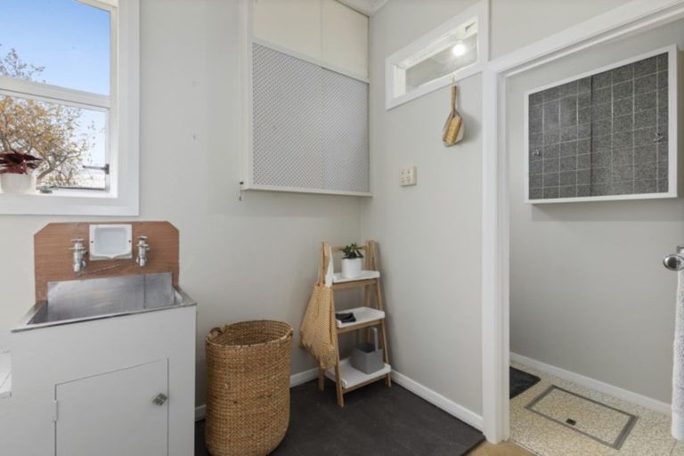 Photo of property in 91 Riverside Drive, Waiwhetu, Lower Hutt, 5010