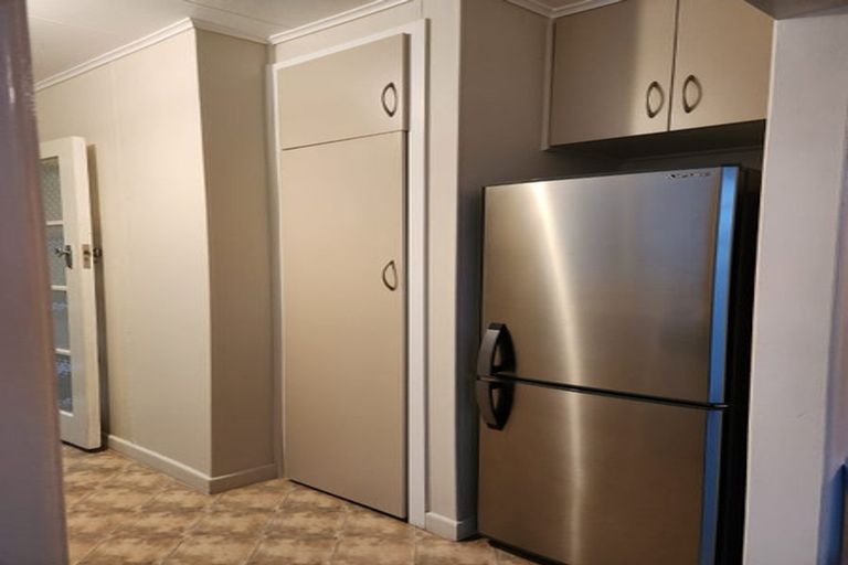 Photo of property in 23a Oranga Street, Marfell, New Plymouth, 4310