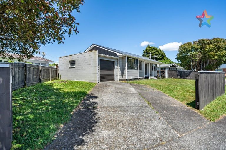 Photo of property in 3 Snell Grove, Clouston Park, Upper Hutt, 5018
