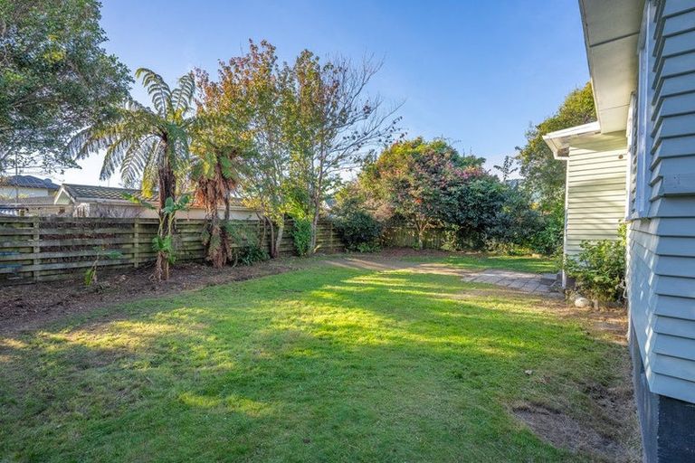 Photo of property in 475 Te Moana Road, Waikanae, 5036