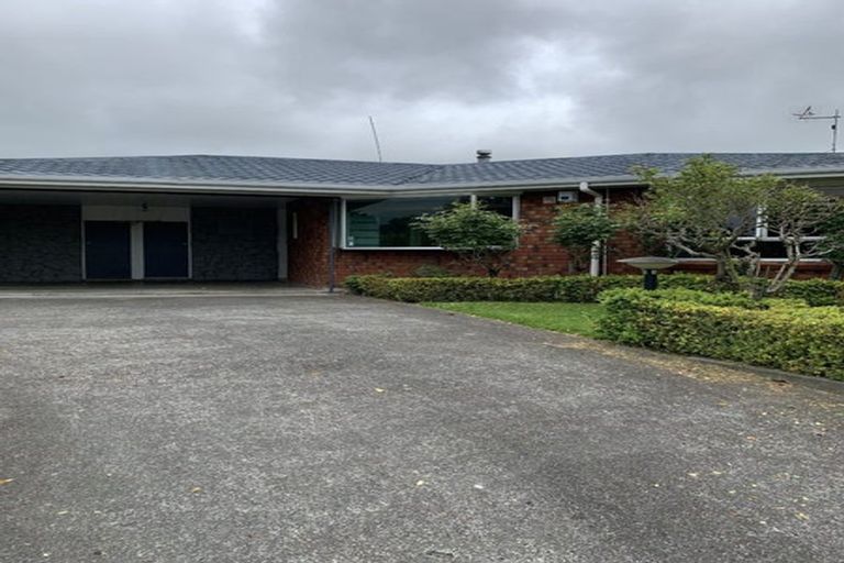 Photo of property in 16 Te Punga Place, Awapuni, Palmerston North, 4412