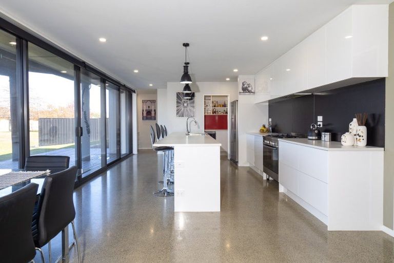 Photo of property in 8 Halston Close, Huntingdon, Ashburton, 7774