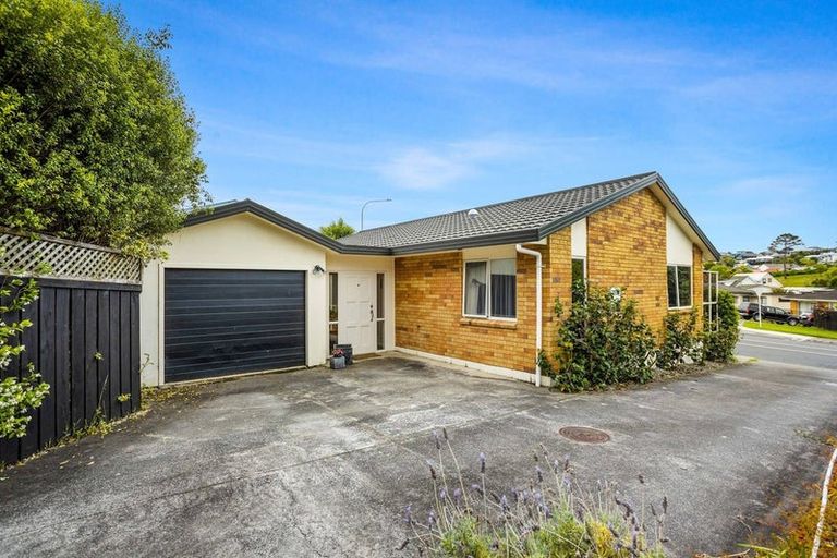 Photo of property in 1/926 Whangaparaoa Road, Manly, Whangaparaoa, 0930