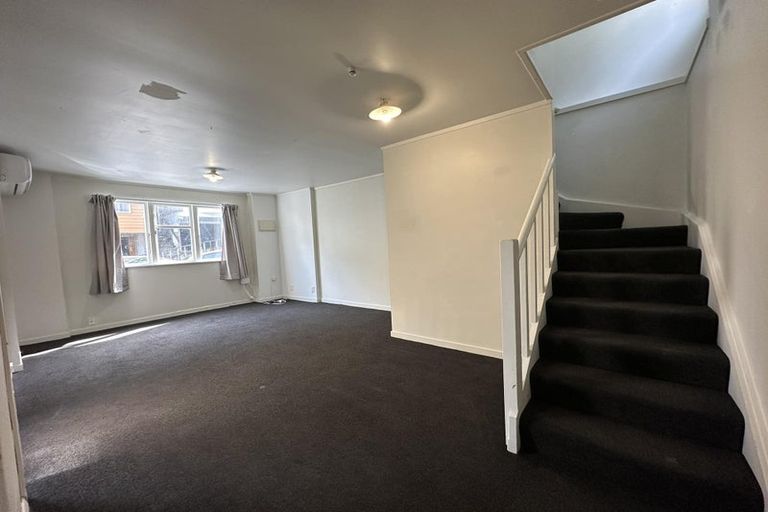 Photo of property in 142 Aro Street, Aro Valley, Wellington, 6021