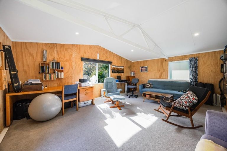Photo of property in 44 Mcintyre Road, Mangere Bridge, Auckland, 2022