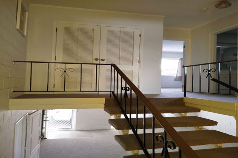 Photo of property in 3/772 Beach Road, Browns Bay, Auckland, 0630