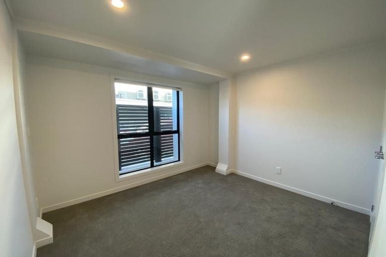 Photo of property in 2/11e Newtown Avenue, Newtown, Wellington, 6021