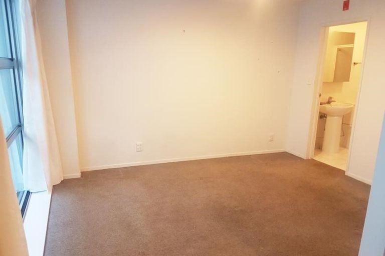 Photo of property in 8 Clayton Street, Saint Clair, Dunedin, 9012