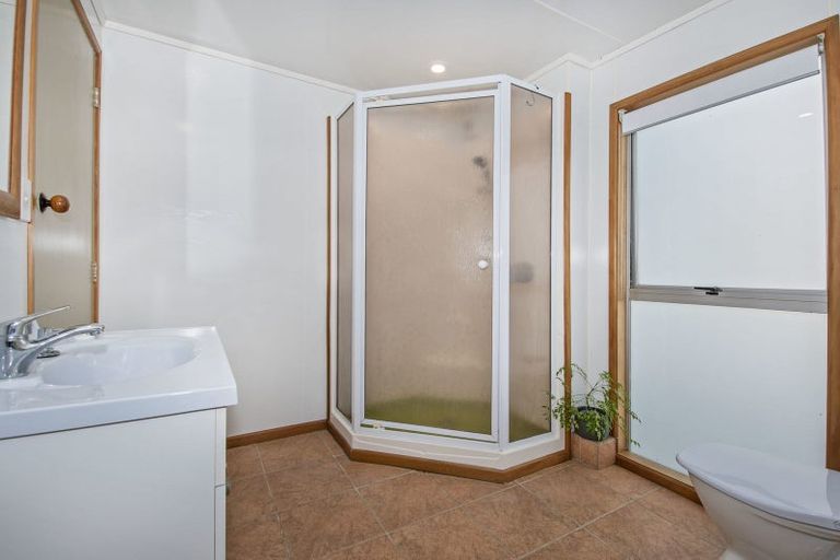 Photo of property in 8 Munro Street, Onerahi, Whangarei, 0110