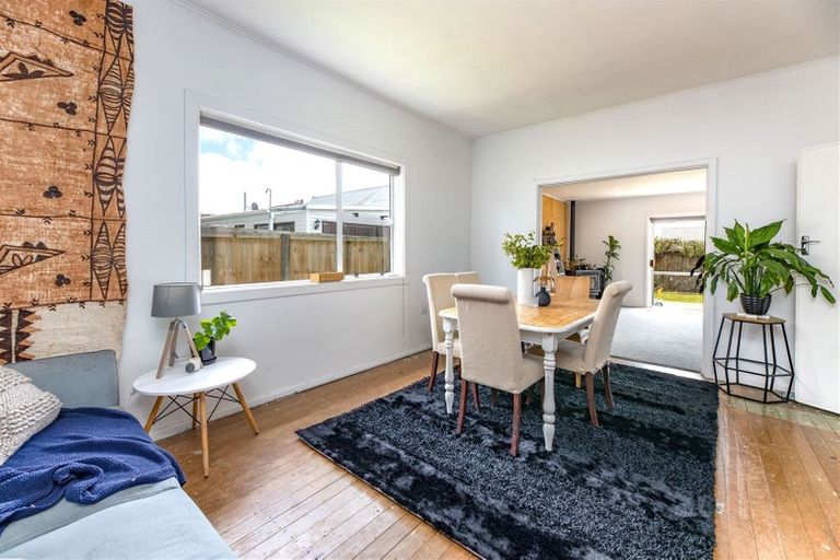 Photo of property in 16 Burke Street, Addington, Christchurch, 8024