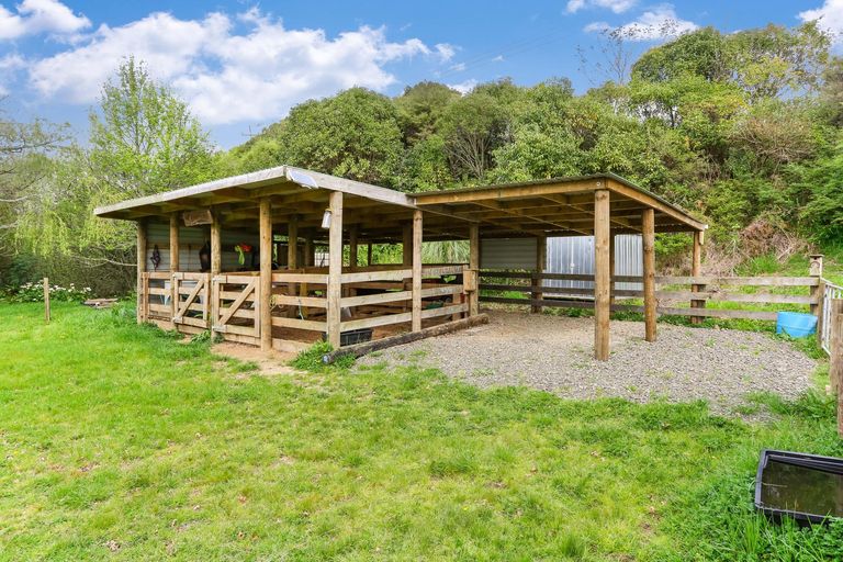 Photo of property in 10 Te Awa Kite Road, Onewhero, Tuakau, 2697