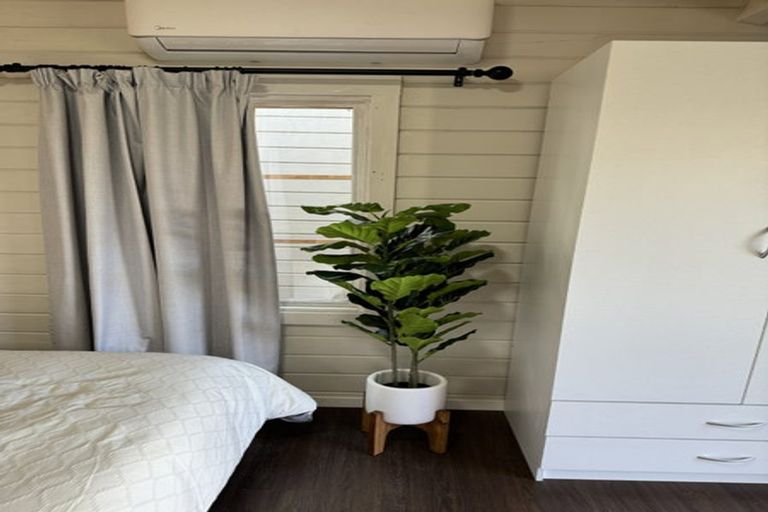 Photo of property in 381a Mount Albert Road, Mount Roskill, Auckland, 1041