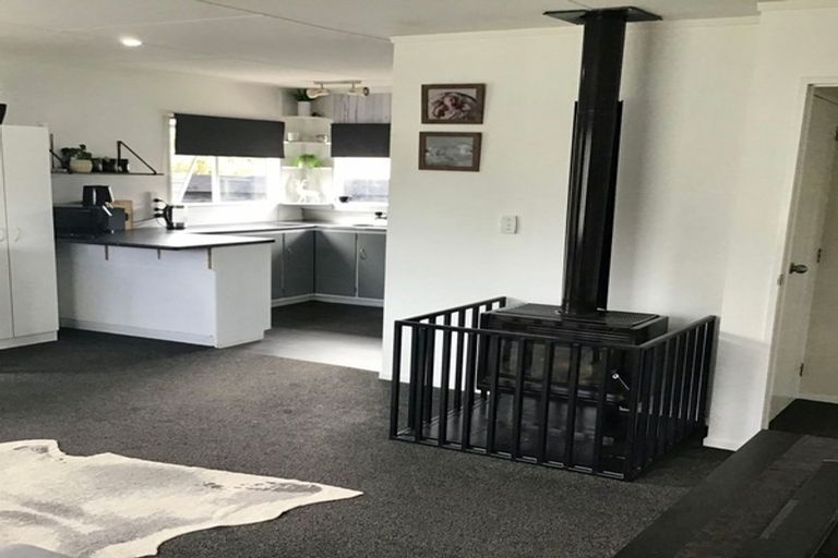 Photo of property in 94 Lincoln Street, Ashhurst, 4810