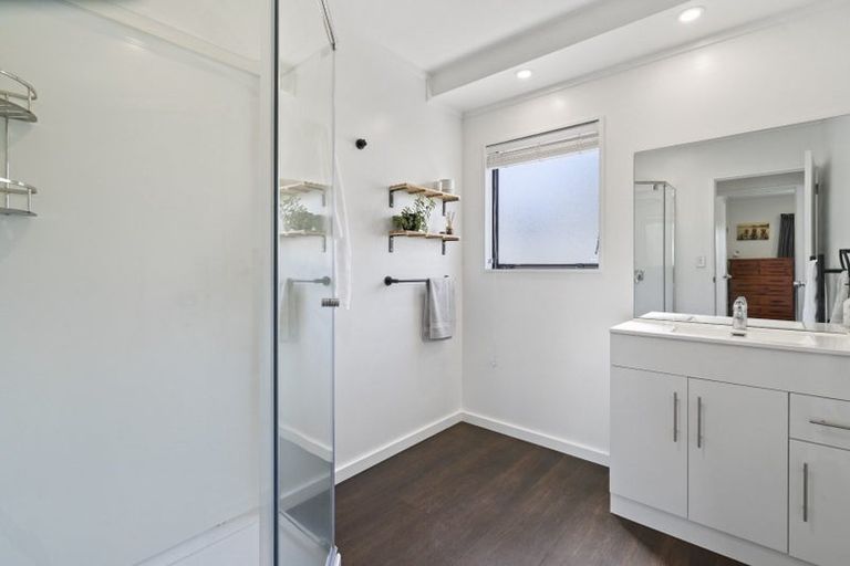 Photo of property in 4 Meander Drive, Welcome Bay, Tauranga, 3112