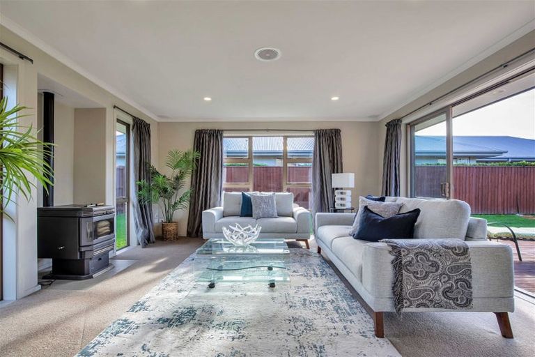 Photo of property in 14 Globe Bay Drive, Templeton, Christchurch, 8042