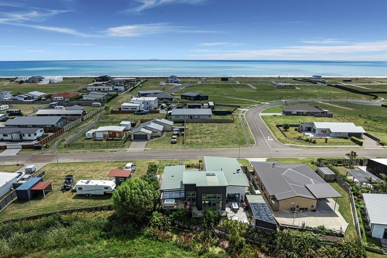 Photo of property in 56 Arakotipu Boulevard, Waiotahe, Opotiki, 3198