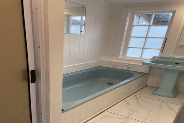 Photo of property in 191 State Highway 16, Whenuapai, Auckland, 0814