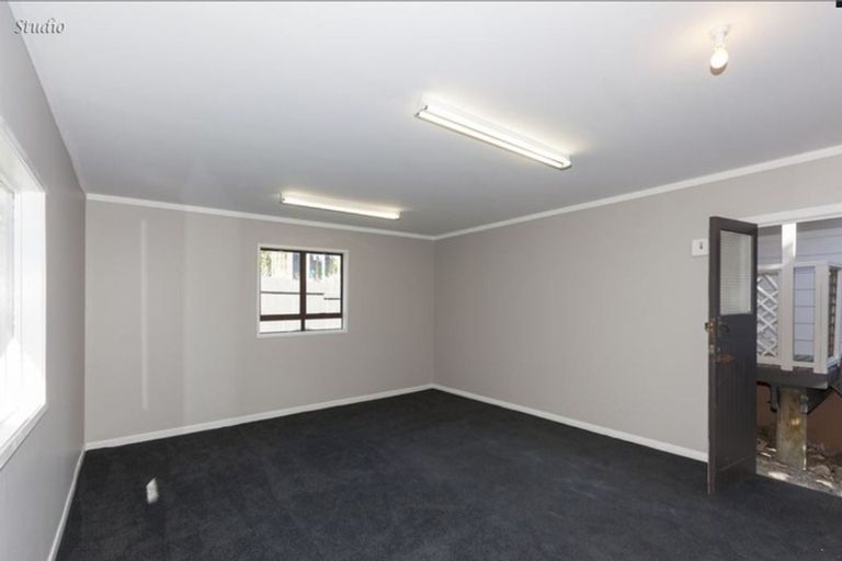 Photo of property in 5b Paneta Street, Paekakariki, 5034