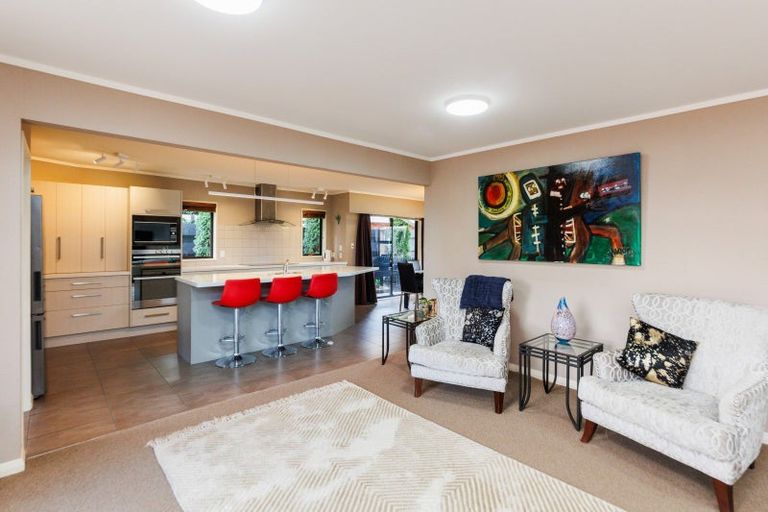 Photo of property in 50 Kentucky Way, Awapuni, Palmerston North, 4412